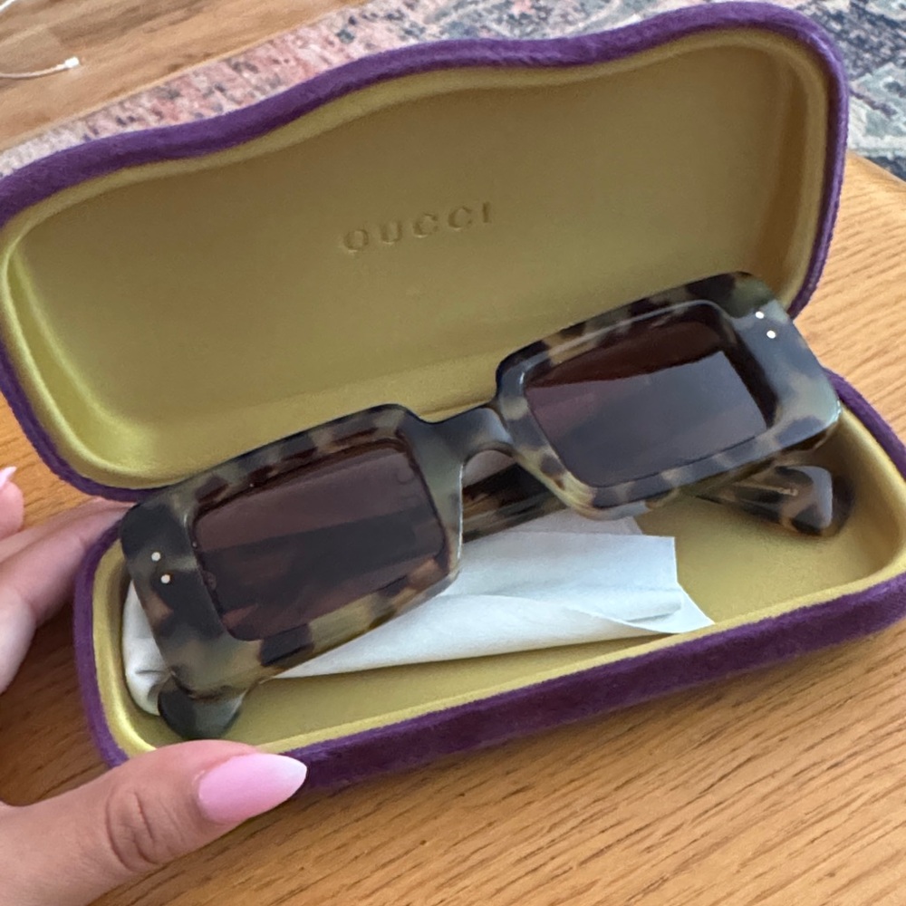 Gucci Brown Tortoise Sunglasses